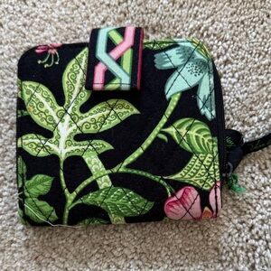 Vera Bradley Vibrant Leaf Pattern Wallet